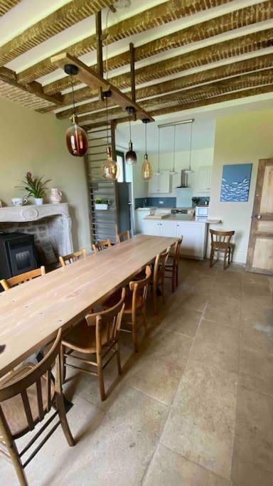 Le Presbytere - Touillon, Jacuzzi, 4 Chambres Pour 10 Exterior photo